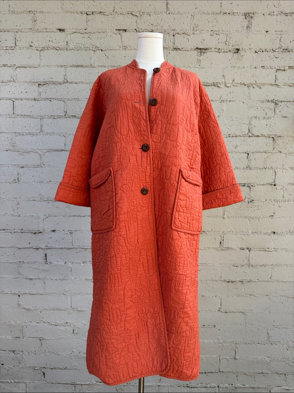 Jungalow Peking Hamsa Quilted Coat Coral Size M/L - Picture 3 of 12